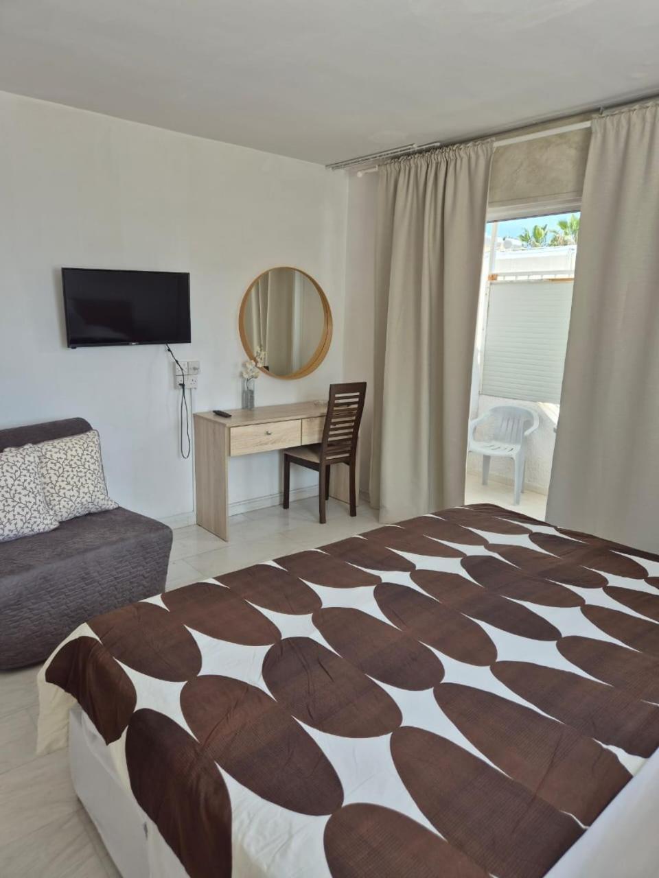 Apartament Myriama Ajia Napa